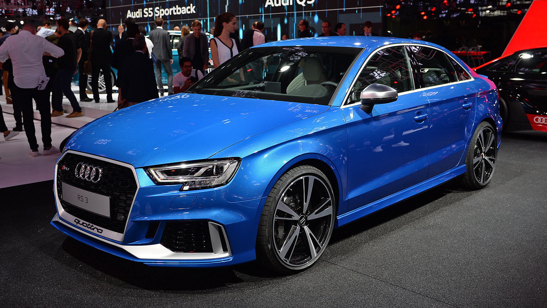 03-2018-audi-rs3-sedan-paris-1